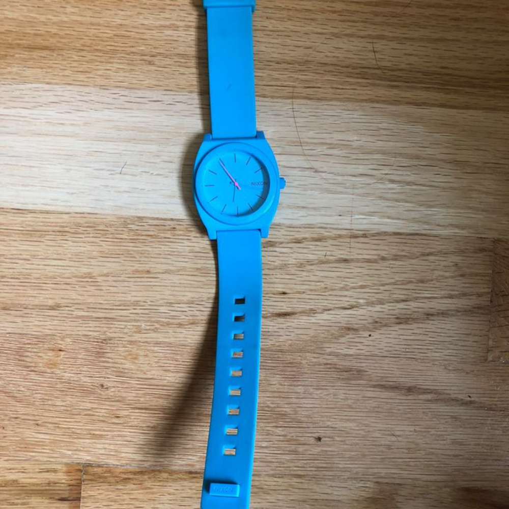 Nixon watch